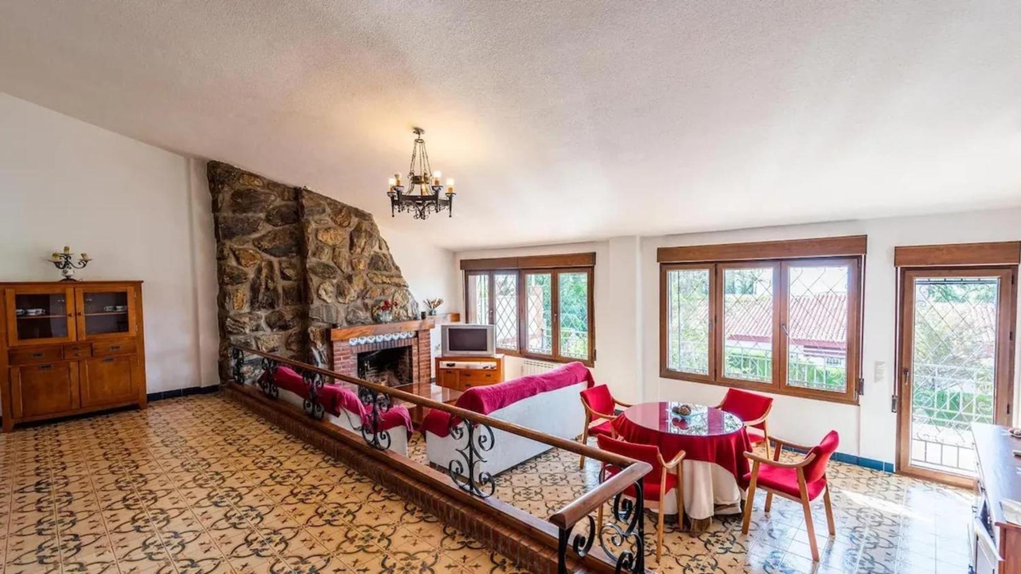 Spacious Villa With Private Pool In Monachil Εξωτερικό φωτογραφία